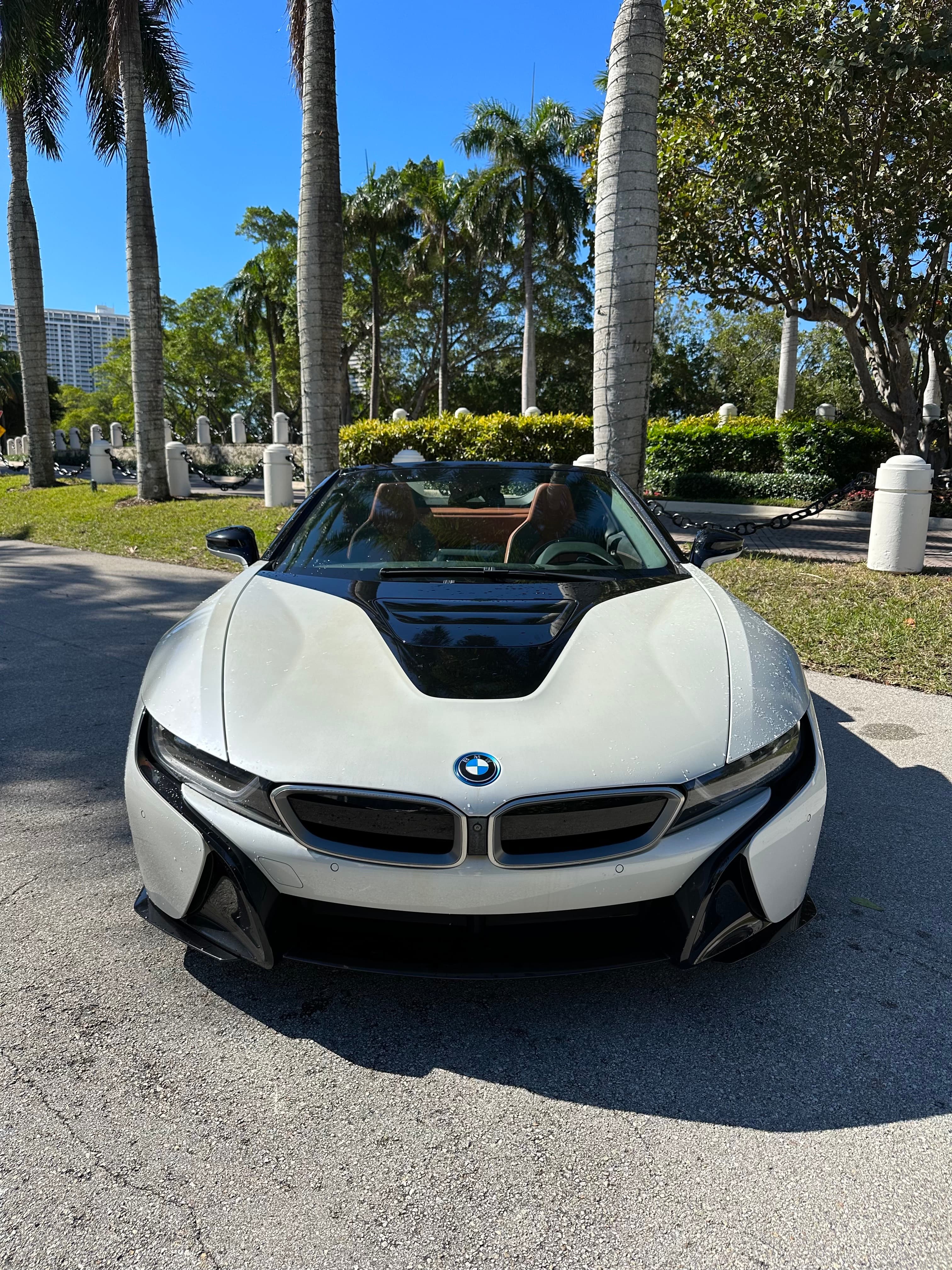 BMW i8 thumbnail 3