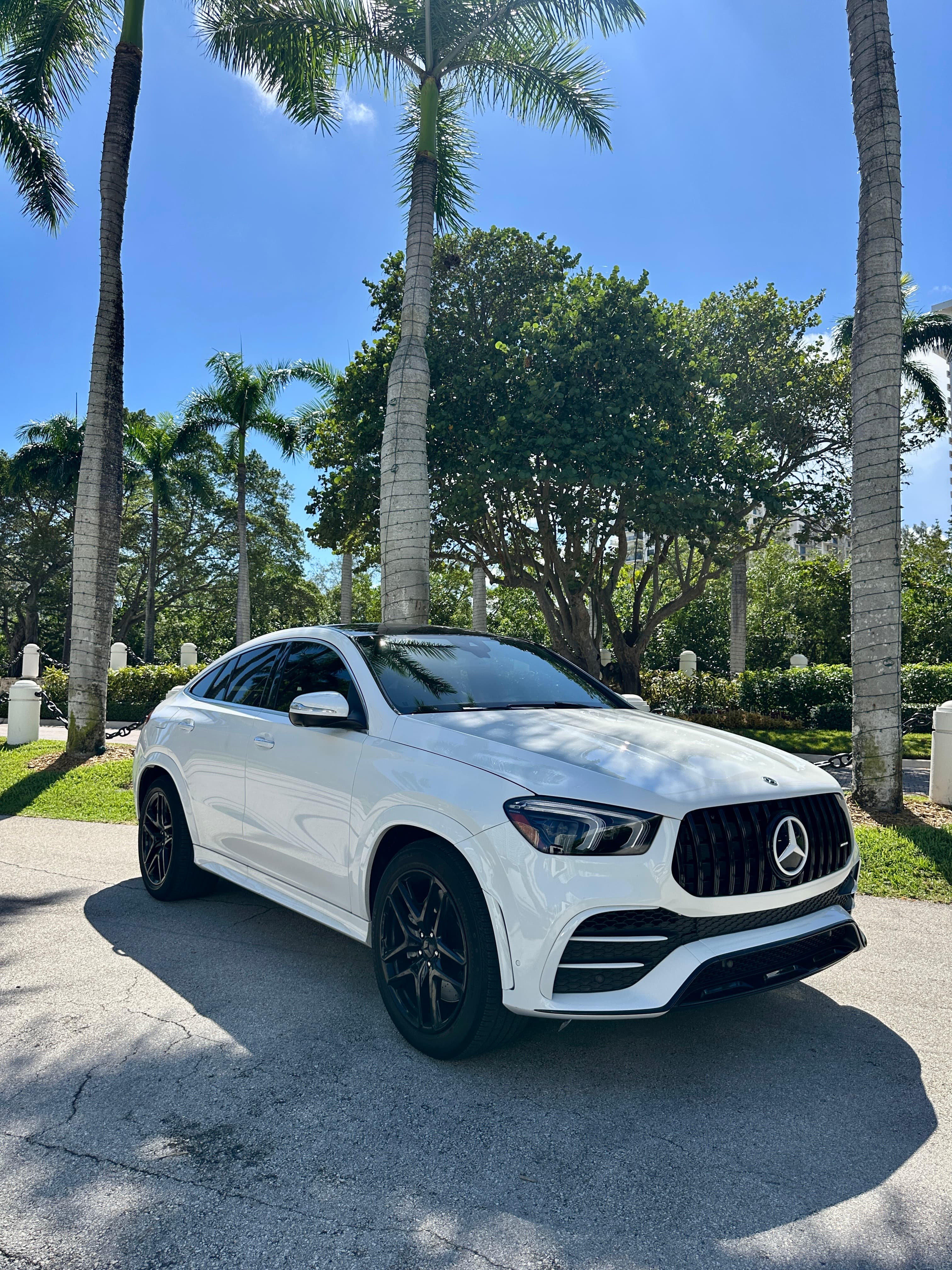 Mercedes-Benz GLE 53 thumbnail 4