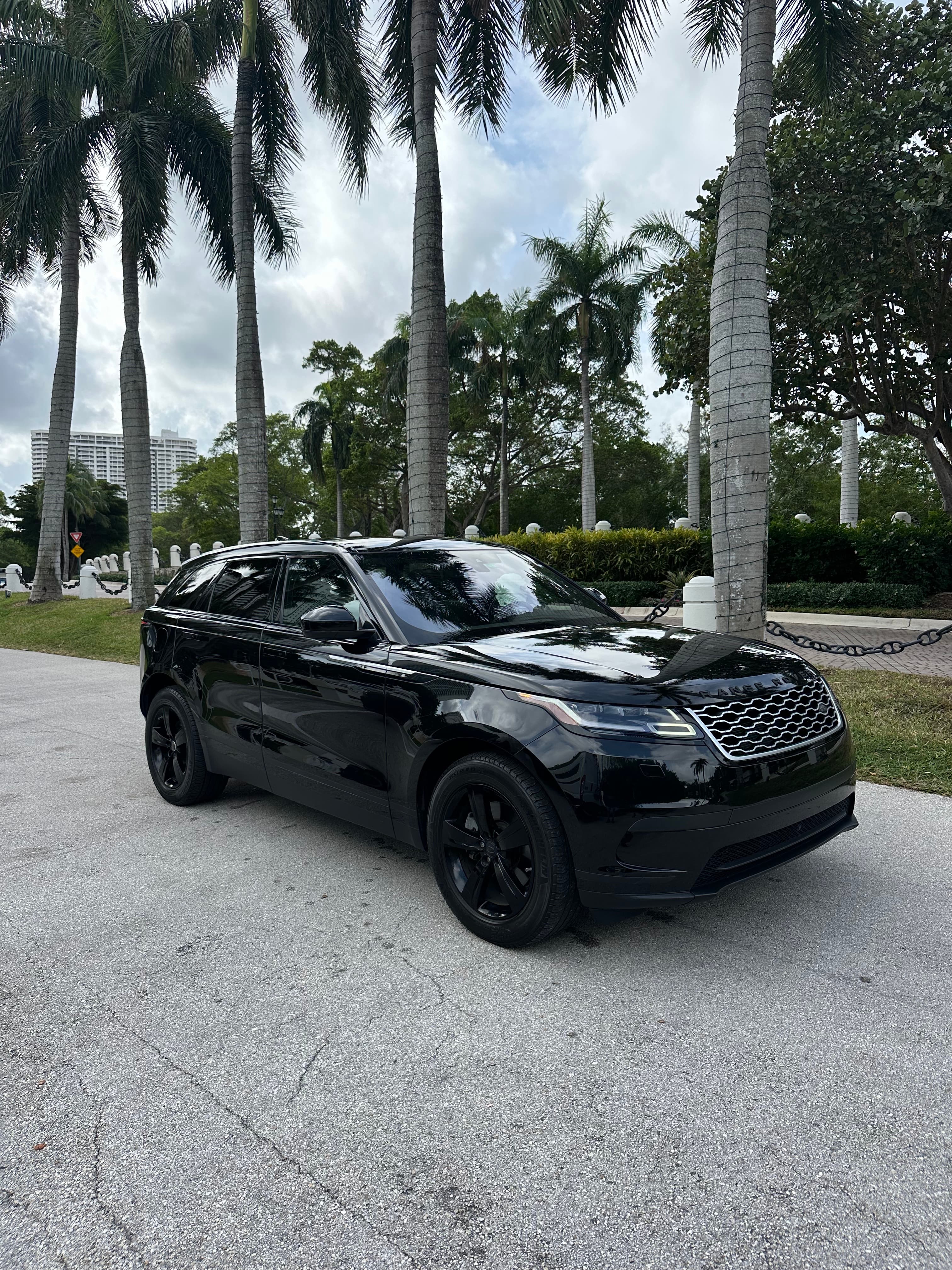 Range Rover Velar thumbnail 5