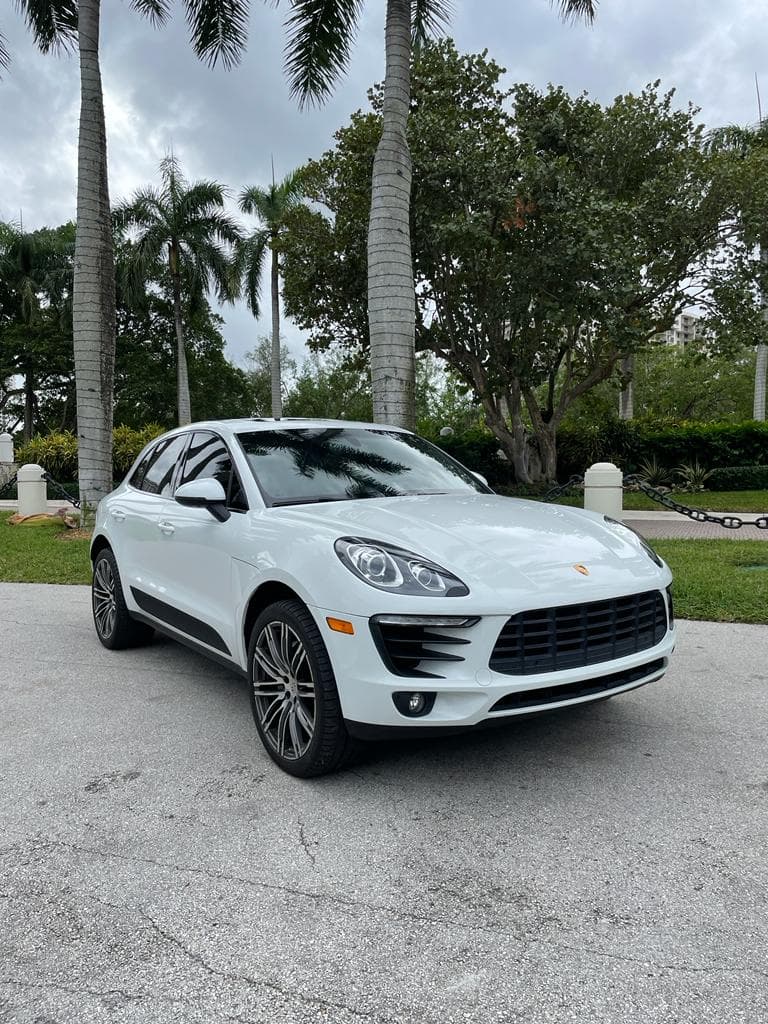 Porsche Macan S